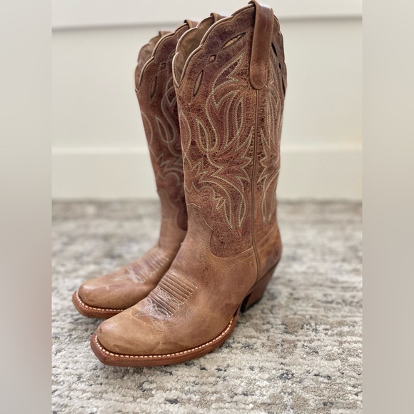 Ariat Shoes - Ariat Tan Leather Heeled Boots